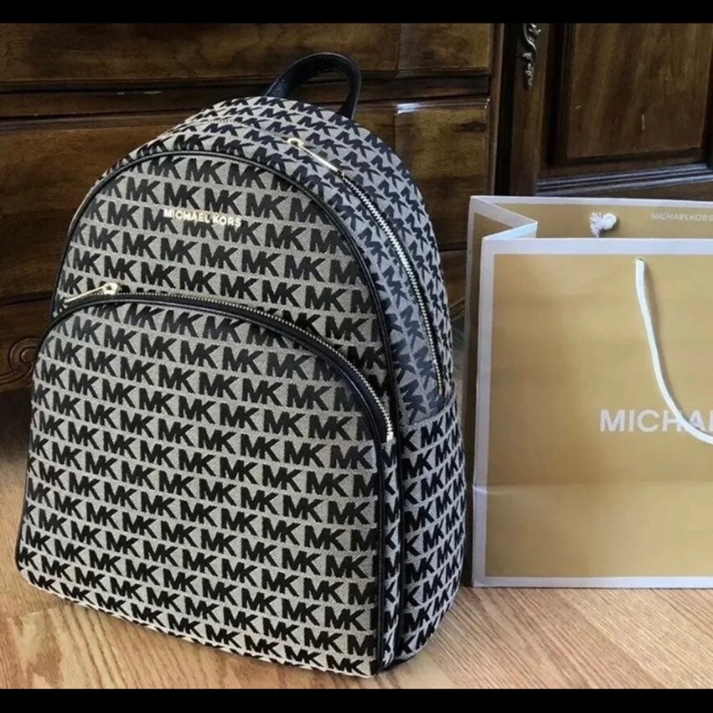 $348 MICHAEL KORS BACKPACK MK HANDBAG